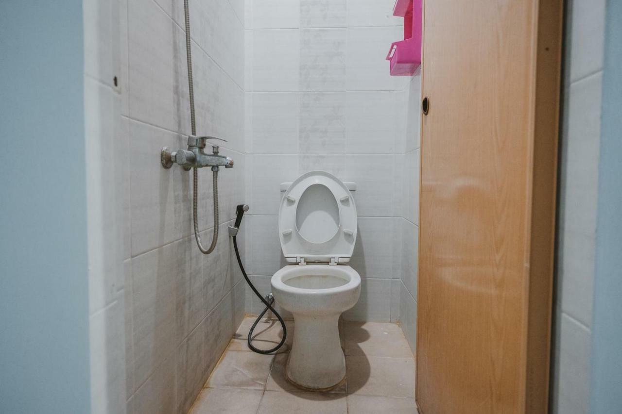 Hotel RedDoorz @ Jalan Pemuda Medan Zewnętrze zdjęcie
